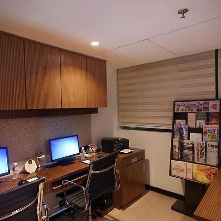 Fortune Select Sg Highway, Ahmedabad - Member Itc Hotels' Group Esterno foto
