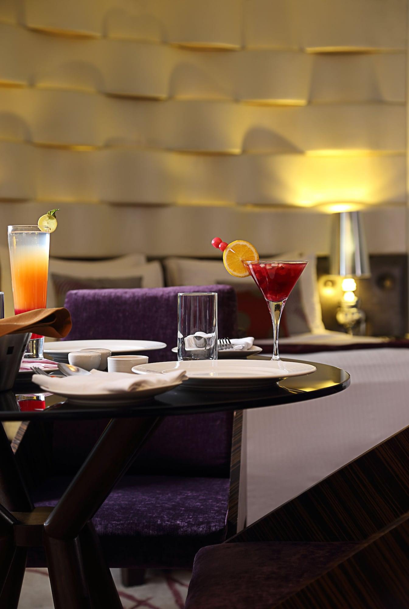 Fortune Select Sg Highway, Ahmedabad - Member Itc Hotels' Group Esterno foto